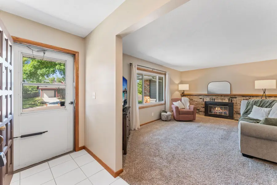8203 Henslowe Avenue S, Cottage Grove, MN 55016 - #2