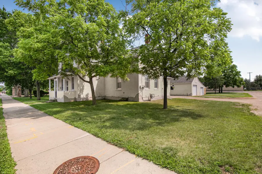 122 W Minnesota Street, Saint Joseph, MN 56374 - #2