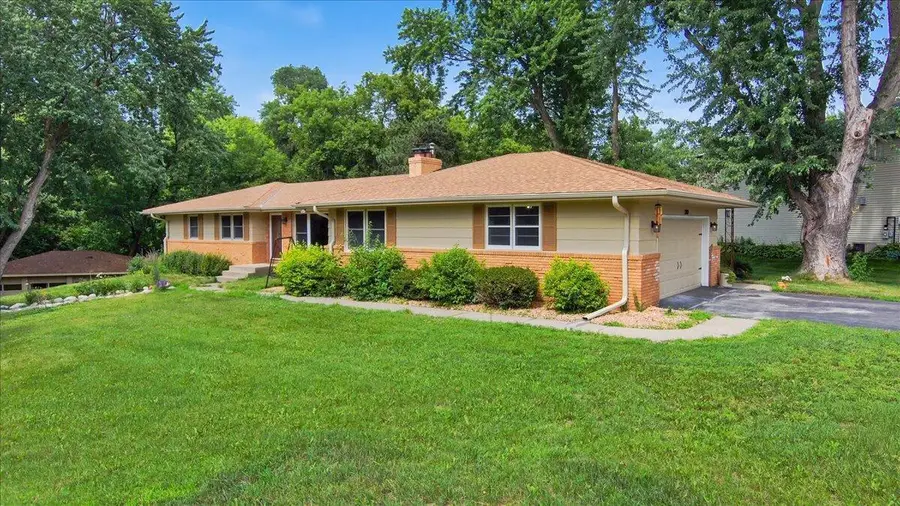 2300 Oakwood Drive, Burnsville, MN 55306 - #2