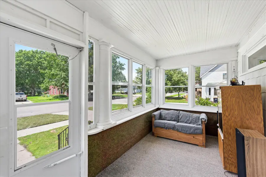 117 S Market Street, Belle Plaine, MN 56011 - #3