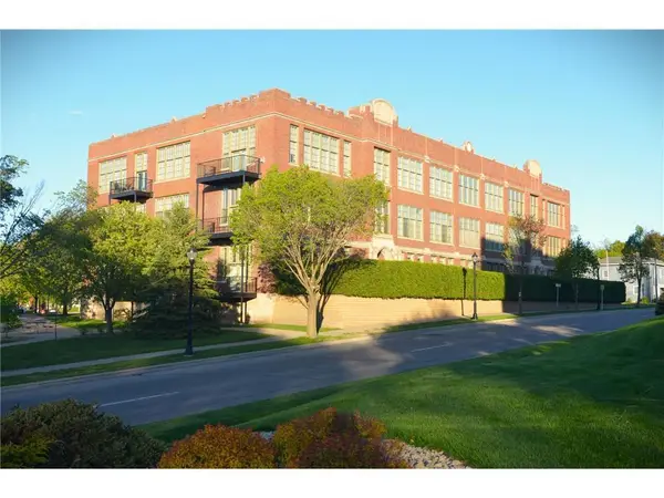 523 East Avenue #102, Red Wing, MN 55066