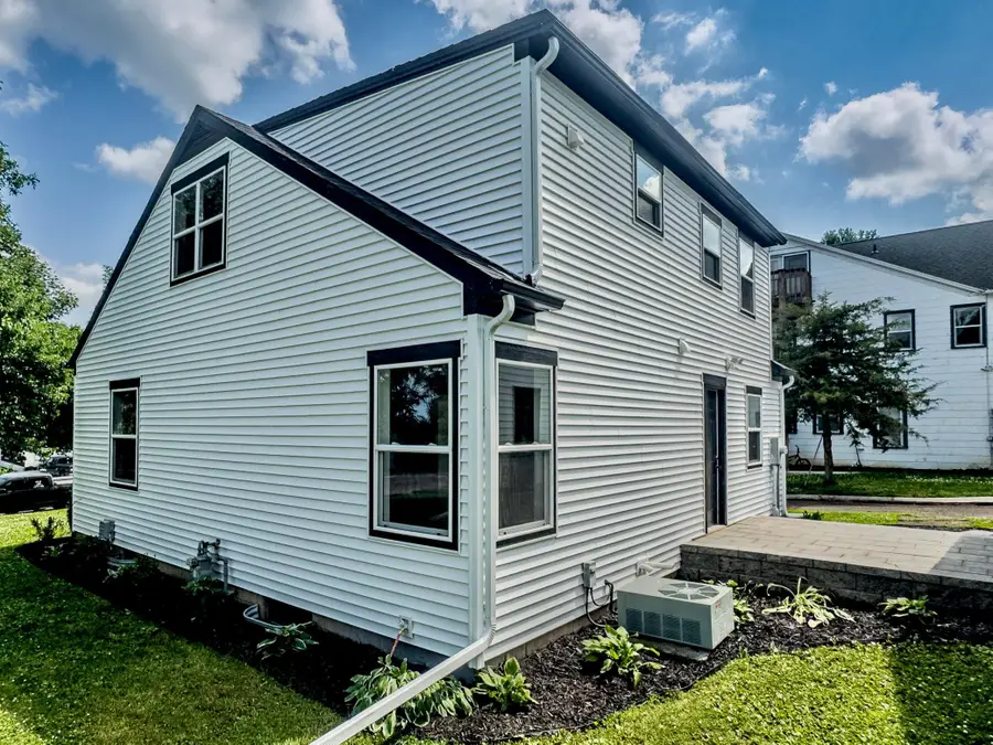 1110 Washington Avenue, Saint Peter, MN 56082 - #2