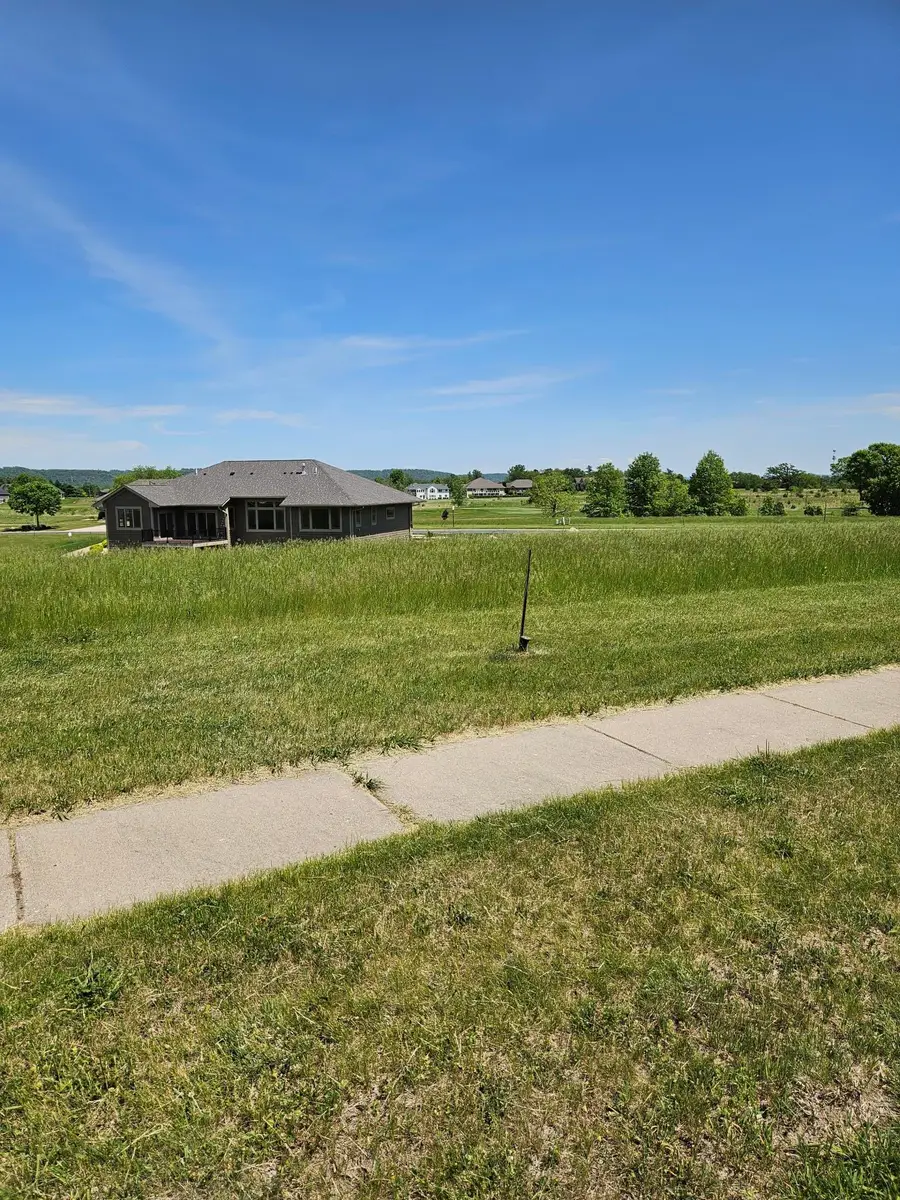 141 Hillwood Drive, Lake City, MN 55041 - #2