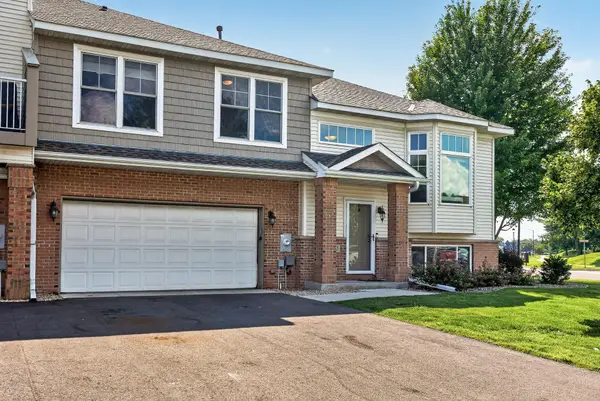 20053 Heritage Drive, Lakeville, MN 55044