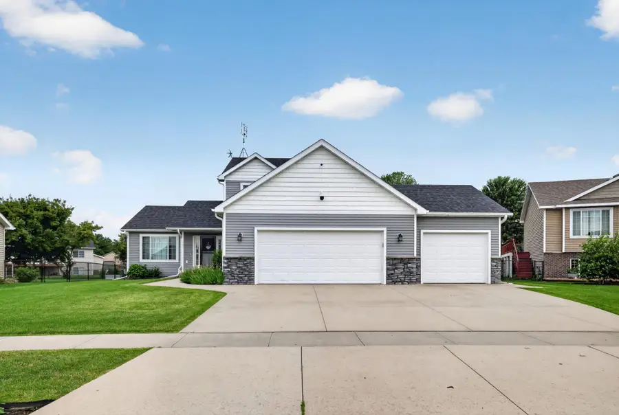 603 11th Avenue Ne, Kasson, MN 55944 - #3