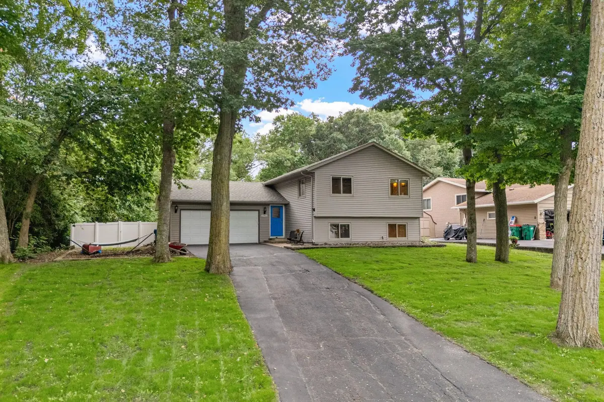 17411 Sunset Trail Sw, Prior Lake, MN 55372 - #1