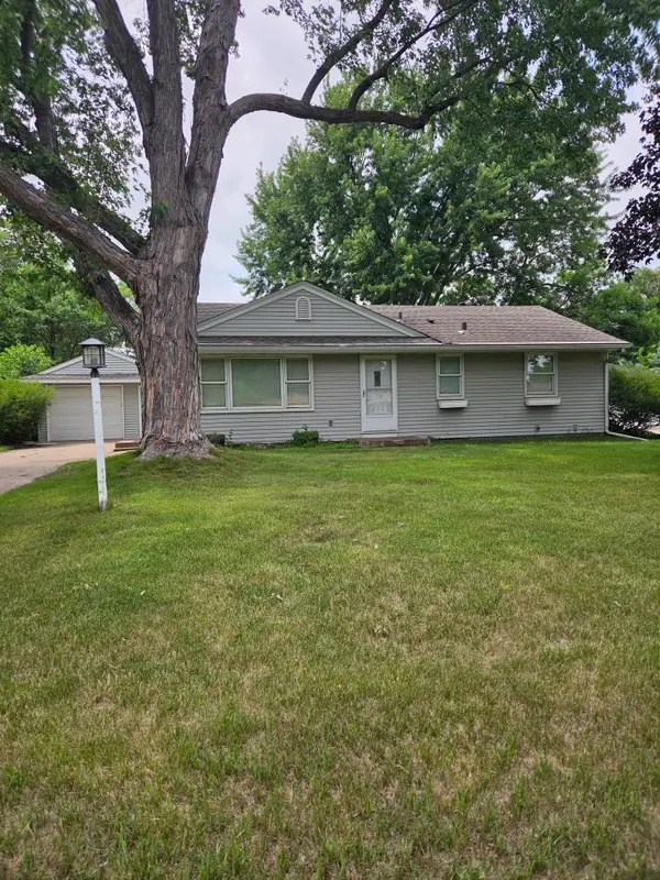 6150 Rainbow Drive Ne, Fridley, MN 55432