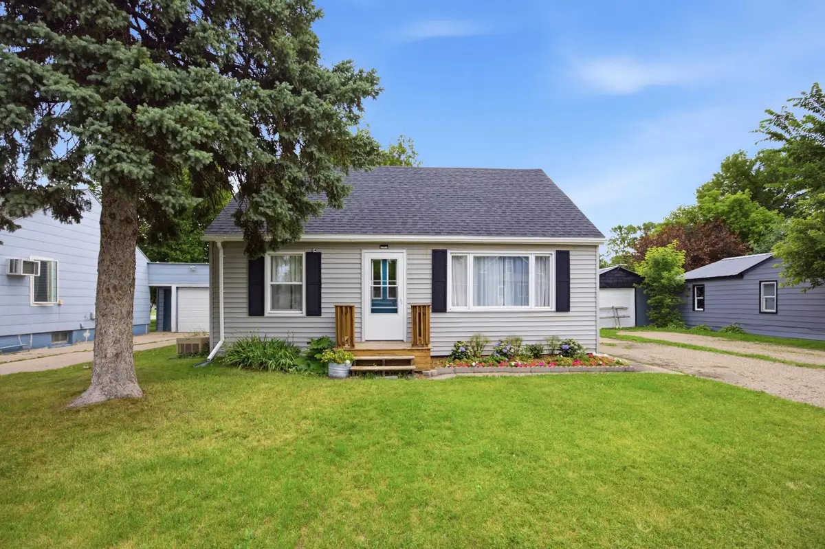 109 2nd Street Nw, Dilworth, MN 56529 - #1