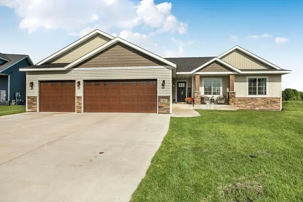 1417 Lavender Ave S, Sartell, MN 56377