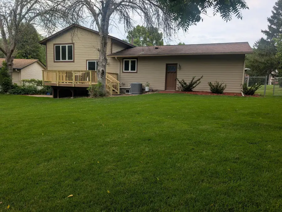 1950 Timber Wolf Trail N, Eagan, MN 55122 - #3