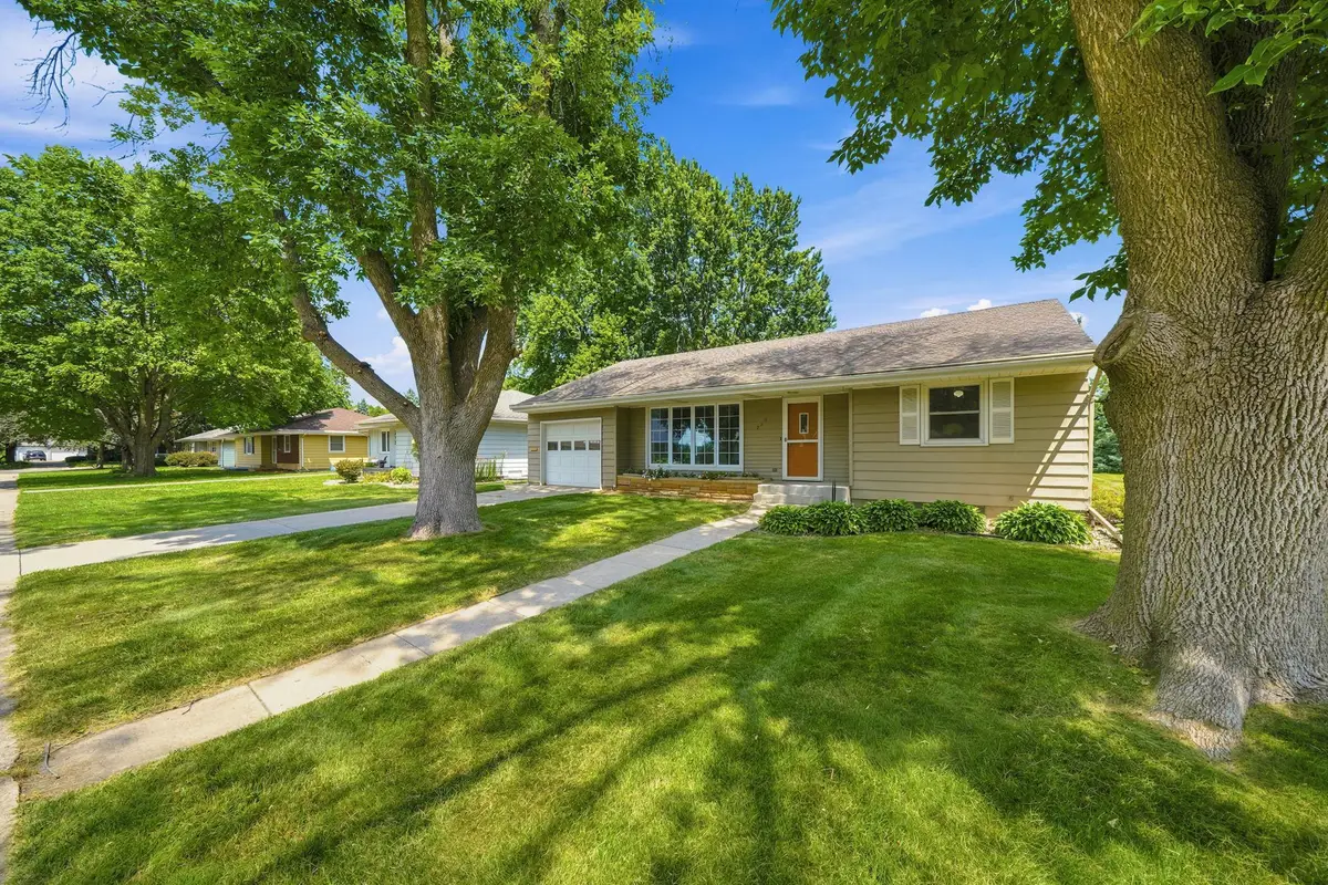 215 Meray Boulevard, Mankato, MN 56001 - #1