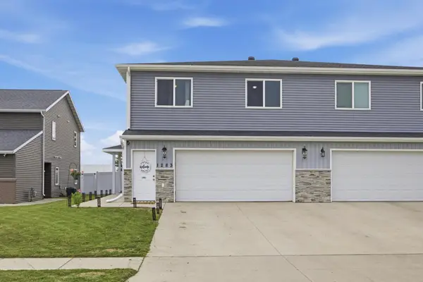 1283 4th Street Nw, West Fargo, ND 58078