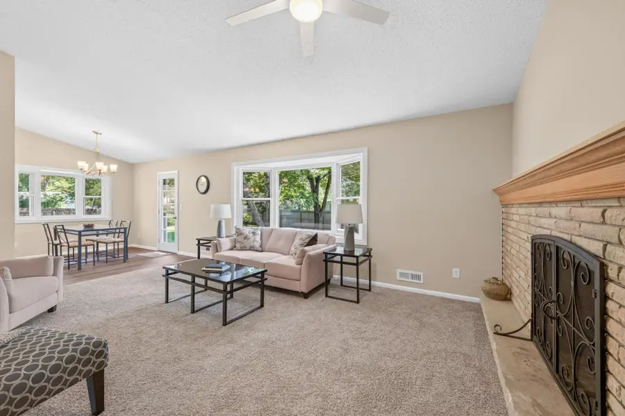 3240 Niagara Lane N, Plymouth, MN 55447 - #2