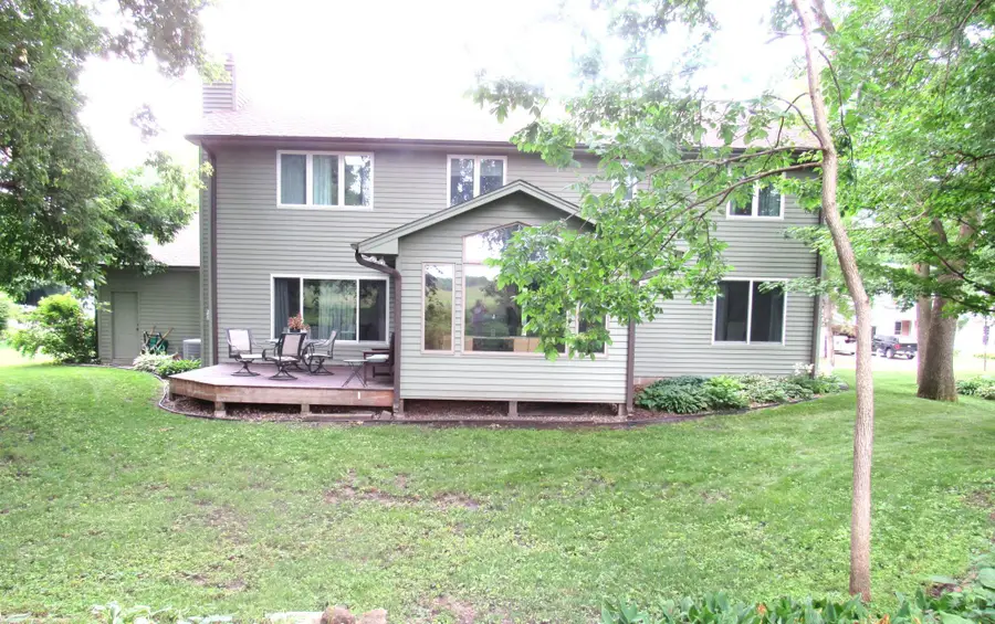 1020 Lake Lucy Road, Chanhassen, MN 55317 - #3