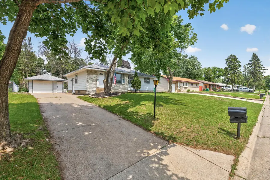409 Manor Drive Ne, Spring Lake Park, MN 55432 - #3