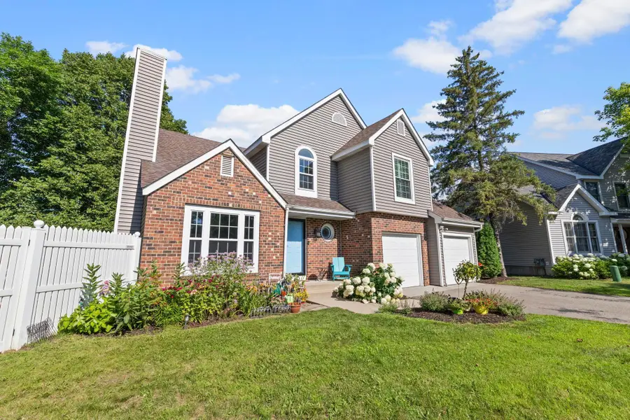 11107 Rhode Island Avenue S, Bloomington, MN 55438 - #2