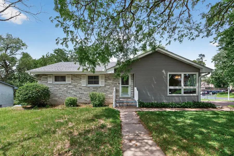 1791 Atlantic Street, Maplewood, MN 55109 - #2