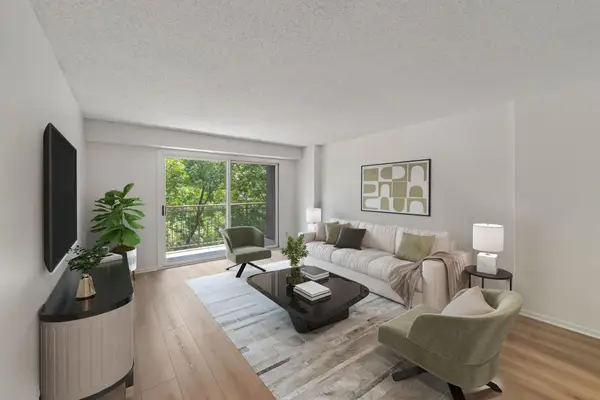 210 W Grant Street #607, Minneapolis, MN 55403