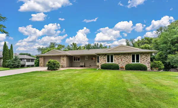 12680 N Shannon Drive, Shakopee, MN 55379