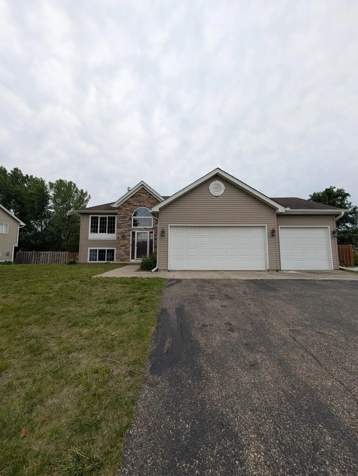 9945 42nd Street Ne, Saint Michael, MN 55376 - #1