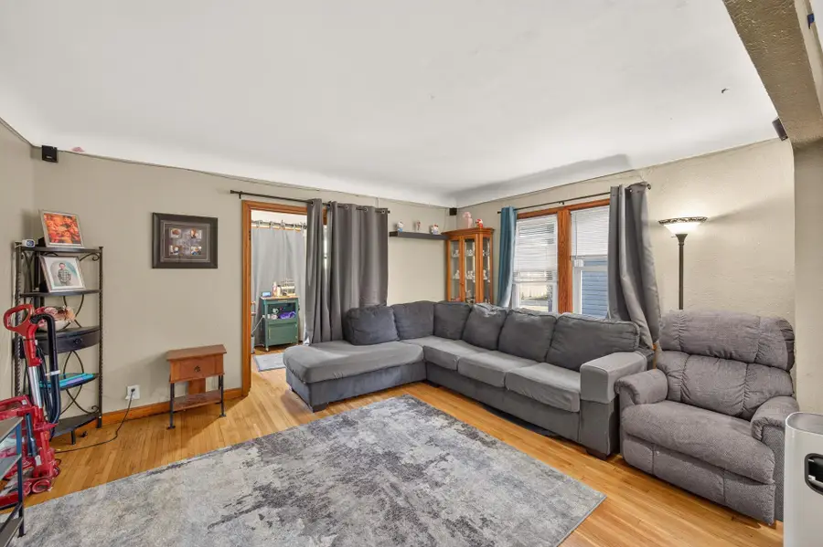 404 1st Avenue S, South Saint Paul, MN 55075 - #3