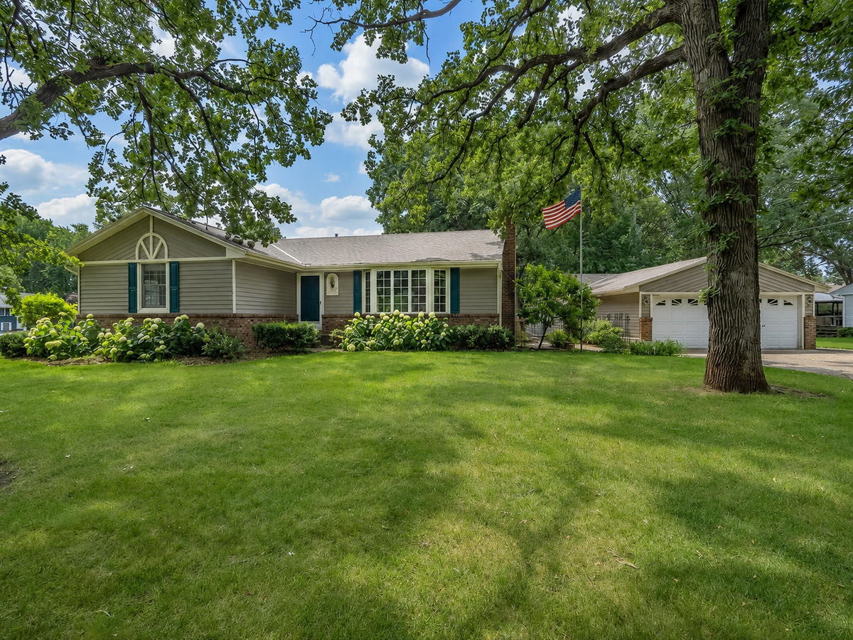 5801 114th Avenue N, Champlin, MN 55316 - #1