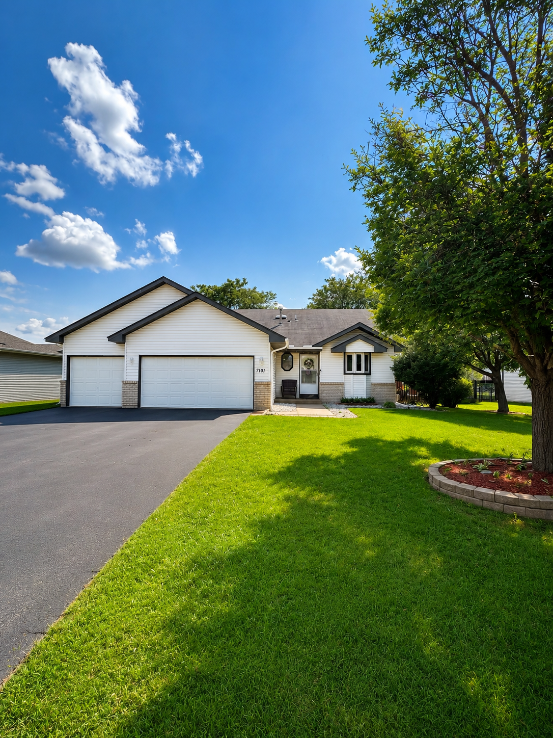 7101 Setzler Parkway, Brooklyn Park, MN 55445 - #1