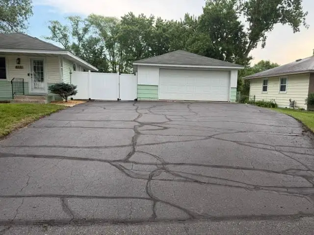 8031 Hadley Avenue S, Cottage Grove, MN 55016 - #2