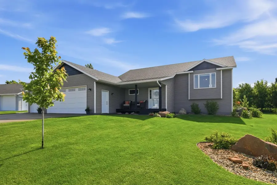 2828 Sailor Drive Ne, Alexandria, MN 56308 - #3