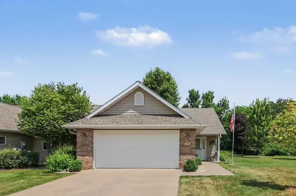 594 Cherrywood Court, Red Wing, MN 55066