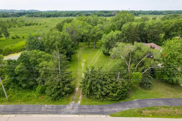 5715 Hodgson Road, Shoreview, MN 55126
