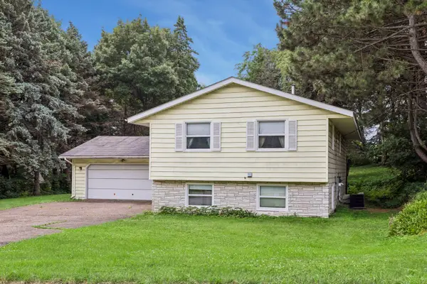 2390 50th Street E, Inver Grove Heights, MN 55076