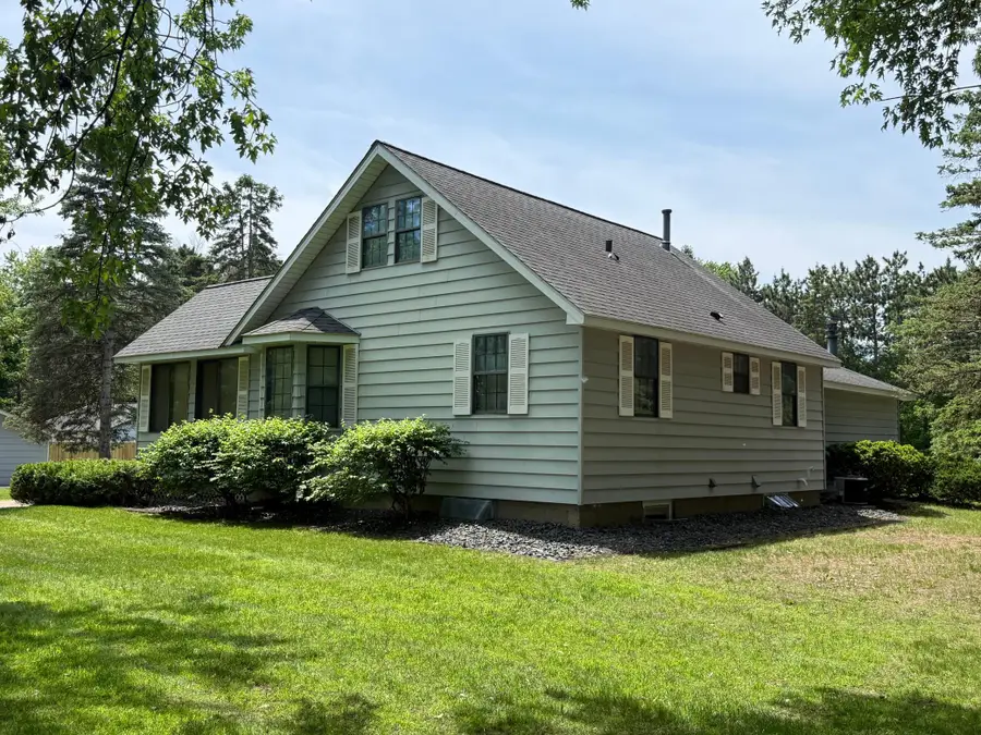 8428 Eastwood Road, Mounds View, MN 55112 - #2