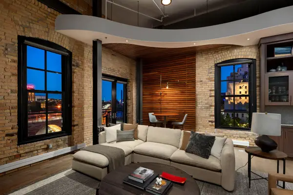 117 Portland Avenue #302, Minneapolis, MN 55401