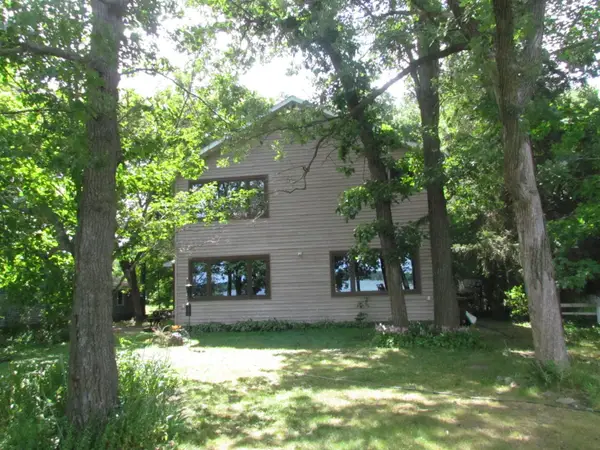 14438 Cedarleaf Point Road, Brainerd, MN 56401