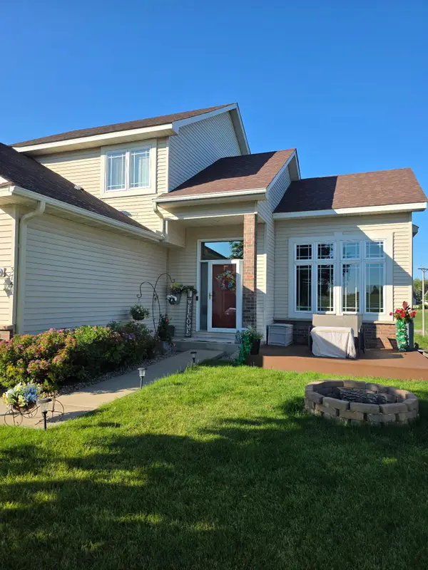 375 Rowena Court S, Elko New Market, MN 55054