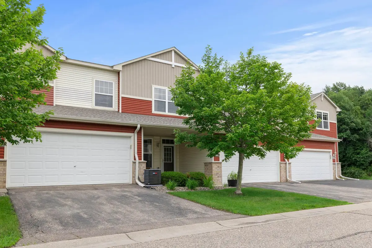 1646 White Pine Way #B, Carver, MN 55315 - #1