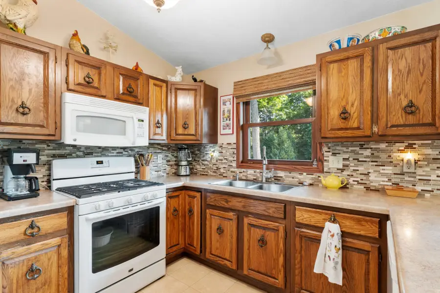 2517 Woodland Drive, Faribault, MN 55021 - #3