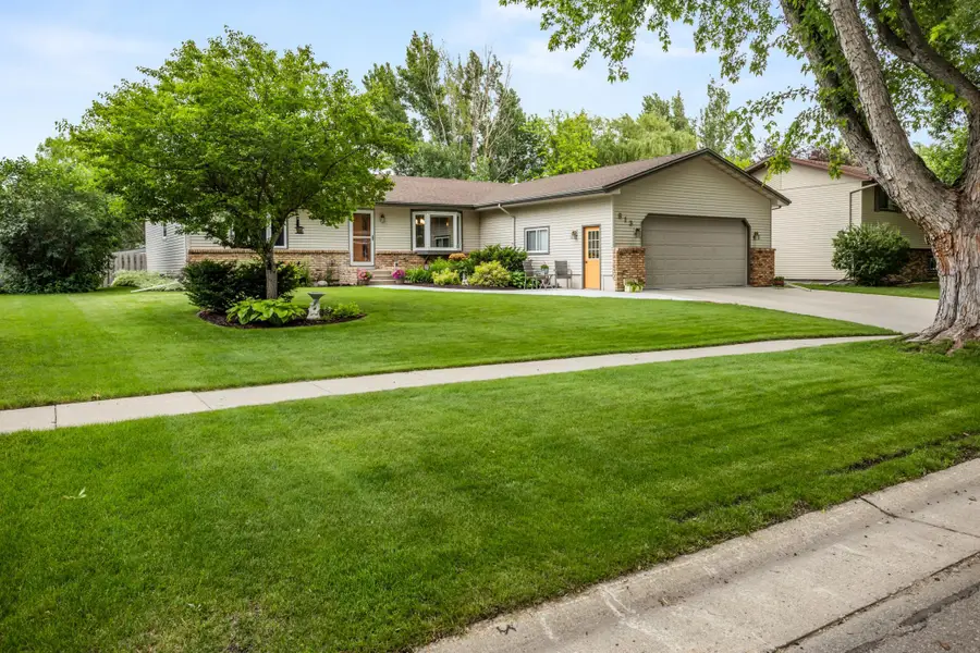 813 8th Street E, West Fargo, ND 58078 - #2