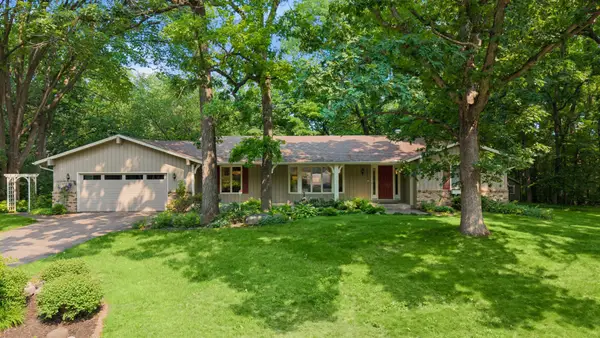 8001 Pennsylvania Road, Bloomington, MN 55438