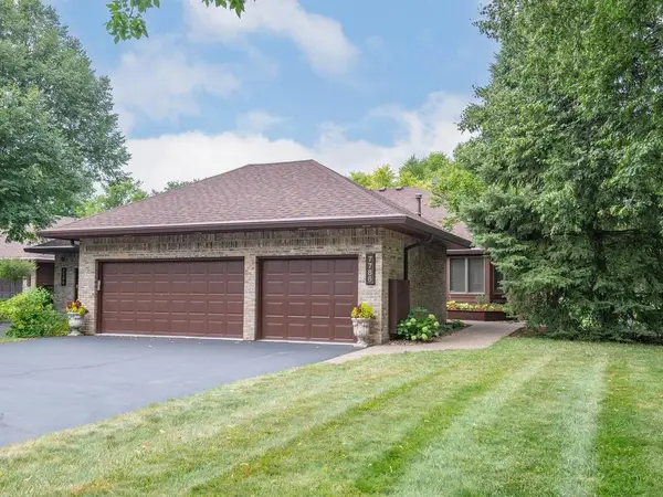 7786 Lochmere Terrace, Edina, MN 55439