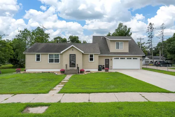 404 Paquin Street E, Waterville, MN 56096