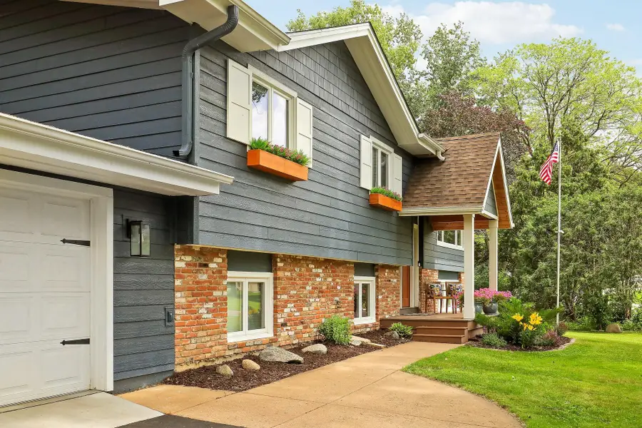 193 Ridgeview Drive, Wayzata, MN 55391 - #2