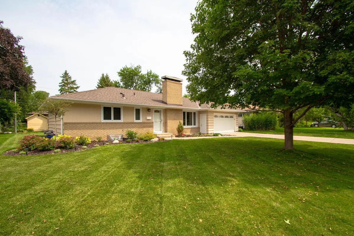 3314 Belden Drive Ne, Saint Anthony, MN 55418 - #1