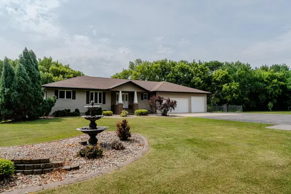 6409 County Road 17 S, Horace, ND 58047
