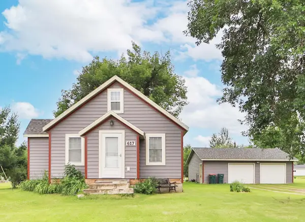 617 E Minnesota Avenue, Randall, MN 56475
