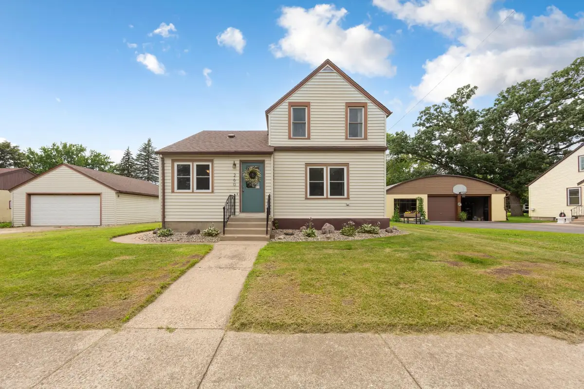 260 N Cordova Avenue, Le Center, MN 56057 - #1