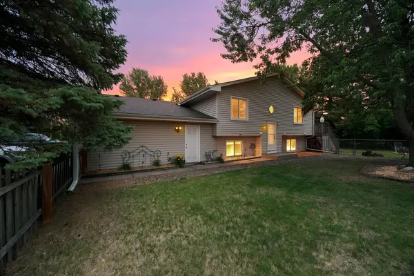 1630 108th Lane Nw, Coon Rapids, MN 55433