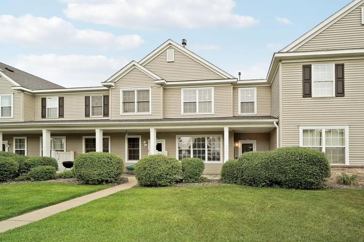 11331 Aberdeen Circle Ne #E, Blaine, MN 55449 - #1