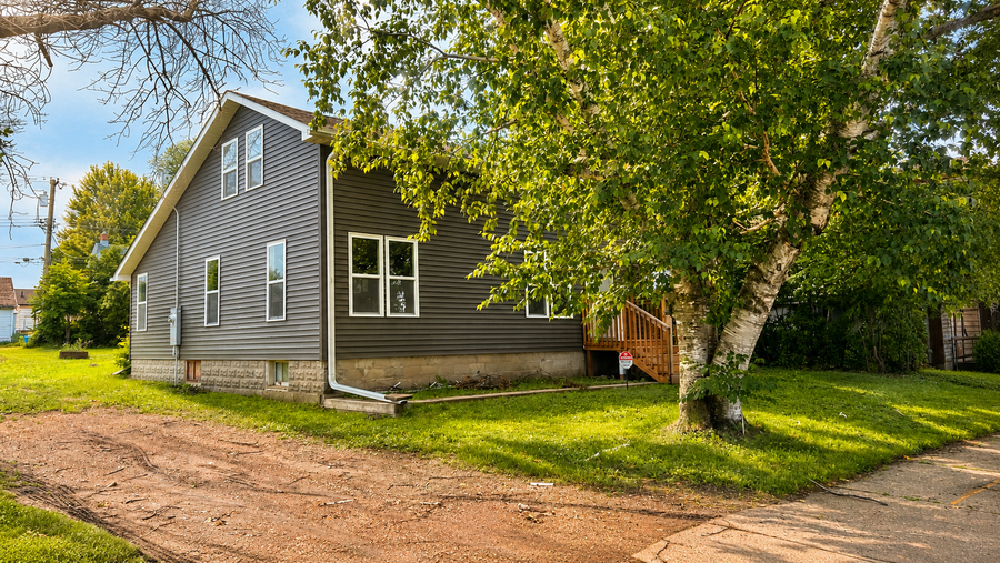 306 N Hampton Street, Fairmont, MN 56031 - #2